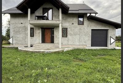 Casă cu 3 camere în Mitocu Dragomirnei - 4
