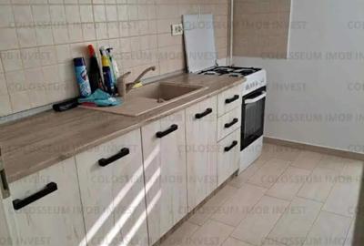 Apartament cu 2 camere decomandat în Tractorul - 6