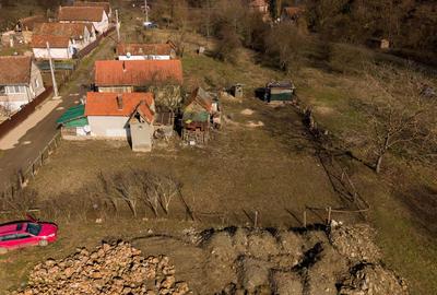 Casă individuală cu 2 camere cu Canalizare în Șoimoș - 3