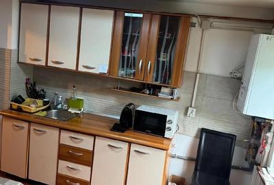 Apartament cu 3 camere decomandat în George Enescu - 3
