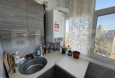 Apartament cu 3 camere decomandat în Central - 5