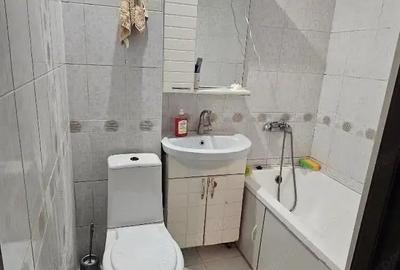 Garsonieră în Titan