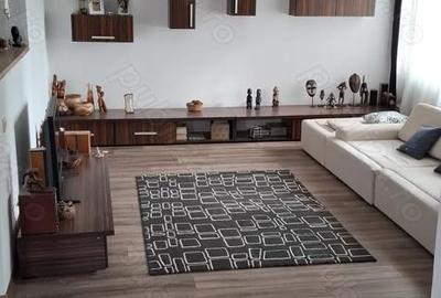 Casă cu Teren 900 Mp în Central - 7