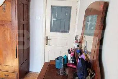 Casă cu 5 camere cu Canalizare în Caragiale - 1