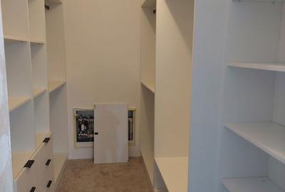 Casă cu 4 camere cu Teren 207 Mp în Central - 17