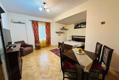 Garsonieră decomandată, mobilată în Universitate - 6