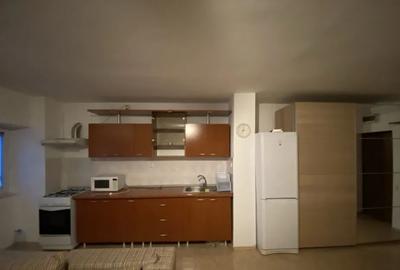 Garsonieră decomandată, mobilată în Nerva Traian - 2