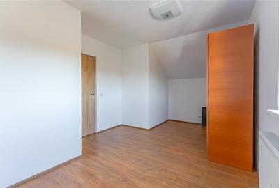 Noua vila cu:terasa,curte si gradina asezonata,garaj2X,cadru armonios, Sanpetru, - 26