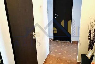 Apartament cu 3 camere decomandat în Unirii Sud - 1