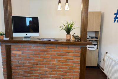 Spațiu comercial, de 200 mp, în Central - 6