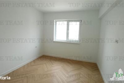 Apartament cu 4 camere semidecomandat în Central - 4
