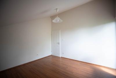 Casă individuală cu 5 camere cu Garaj în Dumbrăvița - 8
