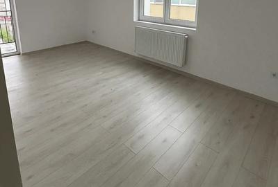 Apartament cu 2 camere semidecomandat în Florești - 2