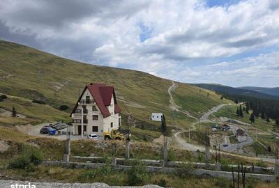 Teren de 250 mp, în Central