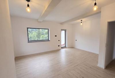 Apartament cu 2 camere decomandat în Zamora