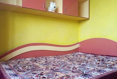 Apartament cu 2 camere decomandat în Micro 19