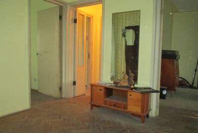 Oferta rară ! Apartament 3 camere Centru Vasile Alecsandri, 2 bai - 5