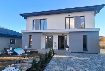 Casă cu 3 camere în Valea Lupului - 1