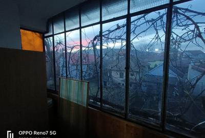 Apartament cu 3 camere de vanzare, Reghin cartier Rodnei bloc din caramida. - 8
