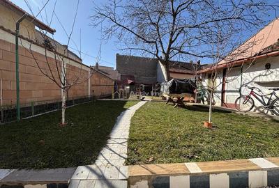 Casa central singur in curte - 150 mp util - 411 mp curte - 3