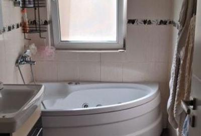 Apartament cu 3 camere decomandat în Florești - 6