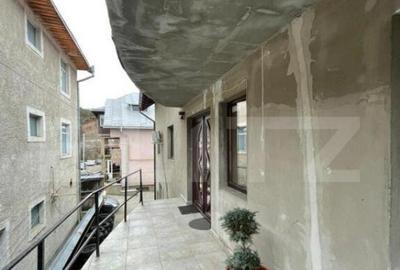 Apartament cu destinatii multiple, semifinisat, 227 mp, zona - 9