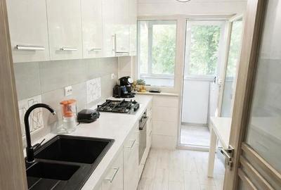 Apartament cu 2 camere semidecomandat în Podu Roș - 1