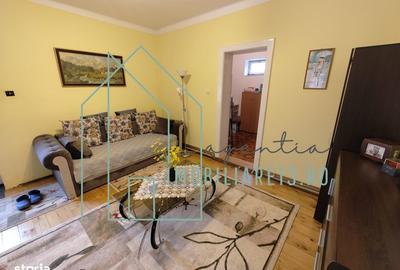 Casă cu 4 camere cu Teren 601 Mp în Central - 8
