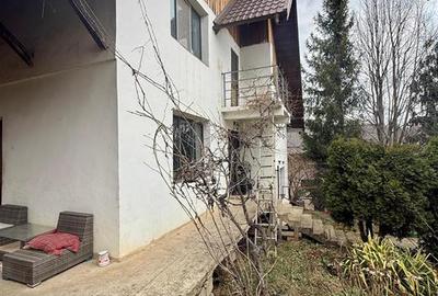 Casă cu 4 camere cu Teren 1481 Mp în Galata - 2