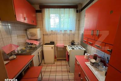Apartament cu 3 camere semidecomandat în Calea București - 4