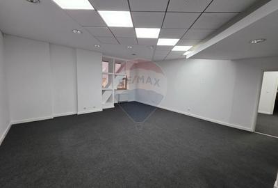 Birou, de 183.47999572754 mp, în Centrul Bancar - 7