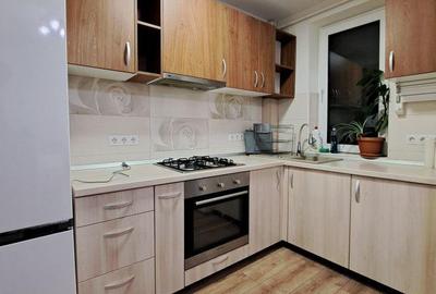 Apartament cu 4 camere decomandat în Central - 9