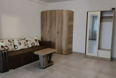 De inchiriat apartament cu 2 camere De inchiriat apartament cu 2 camere - 2