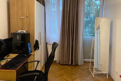 Apartament cu 2 camere decomandat în Calea București - 2
