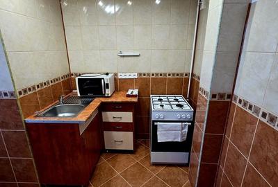 Apartament cu 3 camere în Central - 1