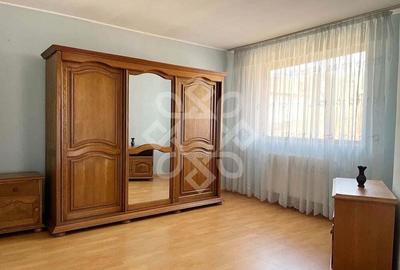 Vila de vanzare pe Malul Crisului, strada Facliei Oradea - 11