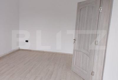 Casa de vanzare, cu 6 camere, 288 mp, zona Voinesti - 6