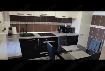 Apartament cu 3 camere decomandat în Calea București - 1