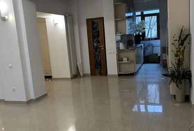 Apartament cu 3 camere în Eminescu - 14