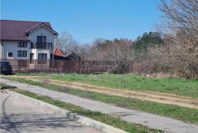 Teren de 300 mp, în Central - 3