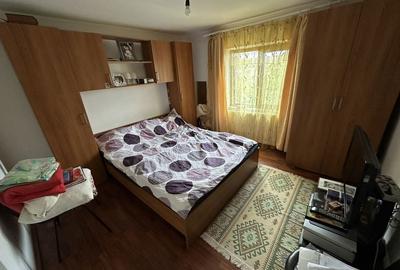 Casă cu 3 camere semidecomandat în Central - 5