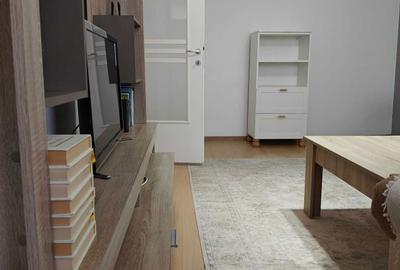 Apartament cu 3 camere decomandat în Micro 6 - 5