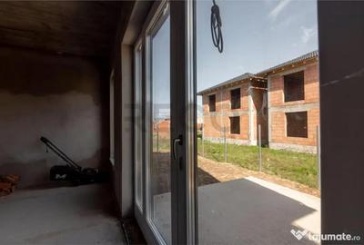 Casă cu 4 camere cu Teren 300 Mp în Cihei - 10
