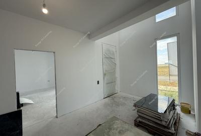 Vila moderna cu structura metalica, tehnologie NZEB si piscina | Giarmata - 11