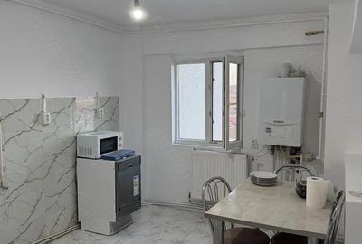 Apartament cu 3 camere decomandat în Nord - 4