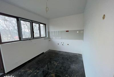 Casă cu 4 camere cu Garaj în Păcurari - 14