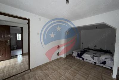 Casă cu 3 camere cu Teren 2540 Mp în Vulpeni - 5