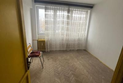 Apartament -3 camere - semidecomandat - Titan - 6