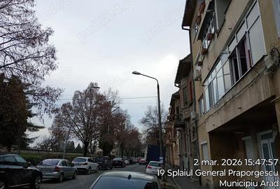 Garsonieră decomandată în Central - 8