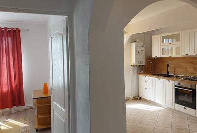De inchiriat ap 3 camere- str. Cutezantei - 2